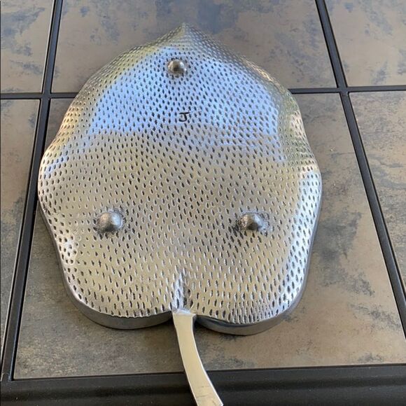 Dimond Silver Tray Leaf Home Decor - Picture 3 of 5